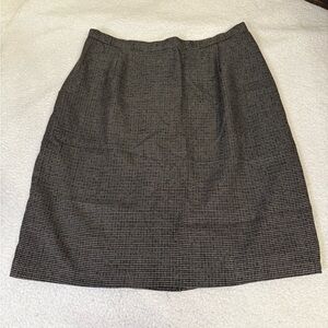 Briggs New York pencil skirt